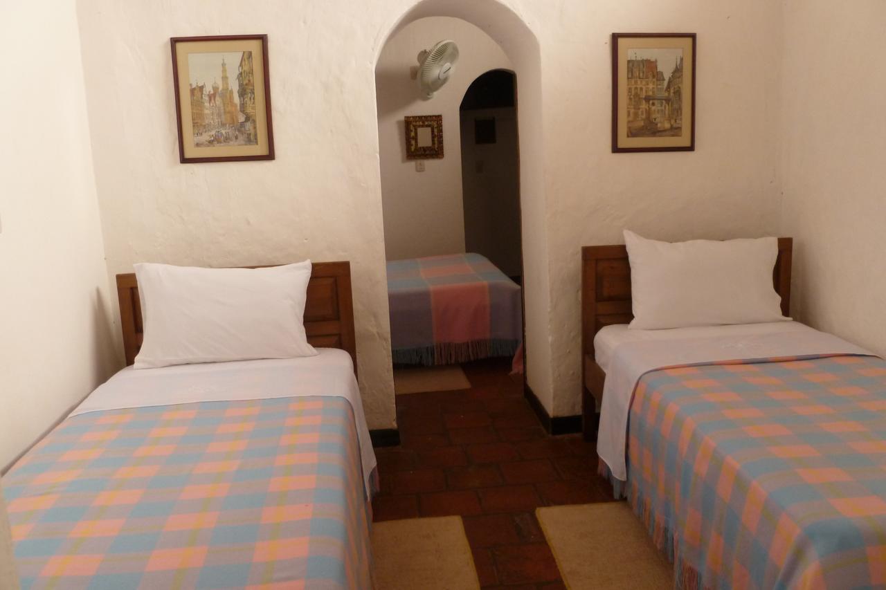 Mision Santa Barbara Rnt 4799 Hotel 4*